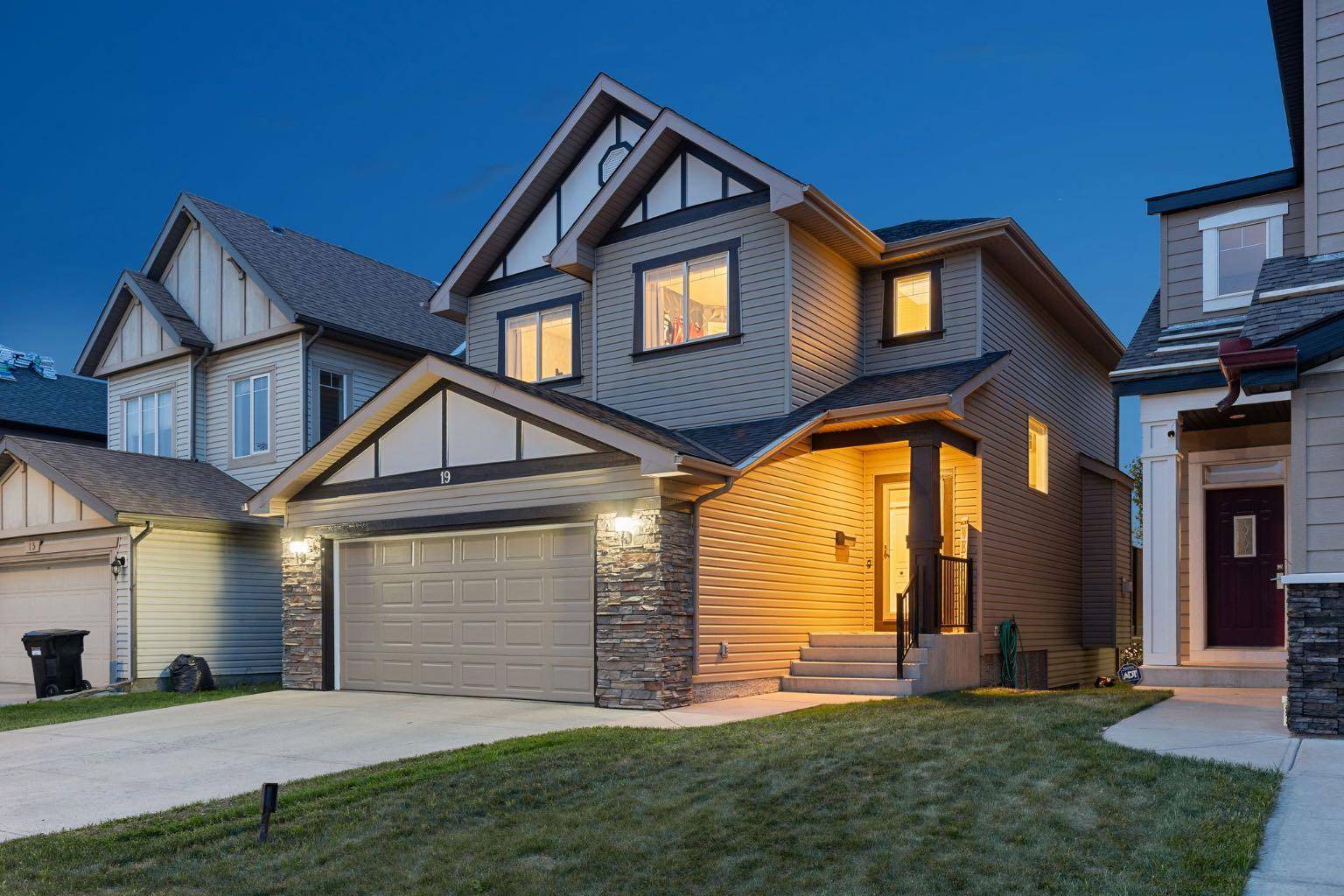 Calgary, AB T3P 1G9,19 Evansbrooke PT NW