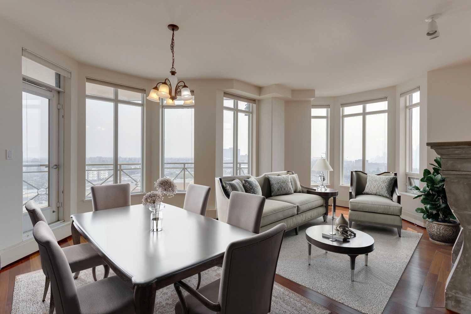 Calgary, AB T2N 4Y7,1718 14 AVE NW #809