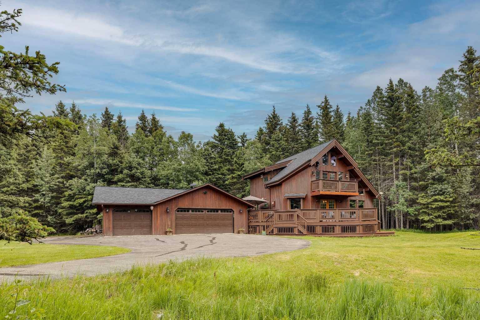 106 Mountain Lion DR, Bragg Creek, AB T0L 0K0