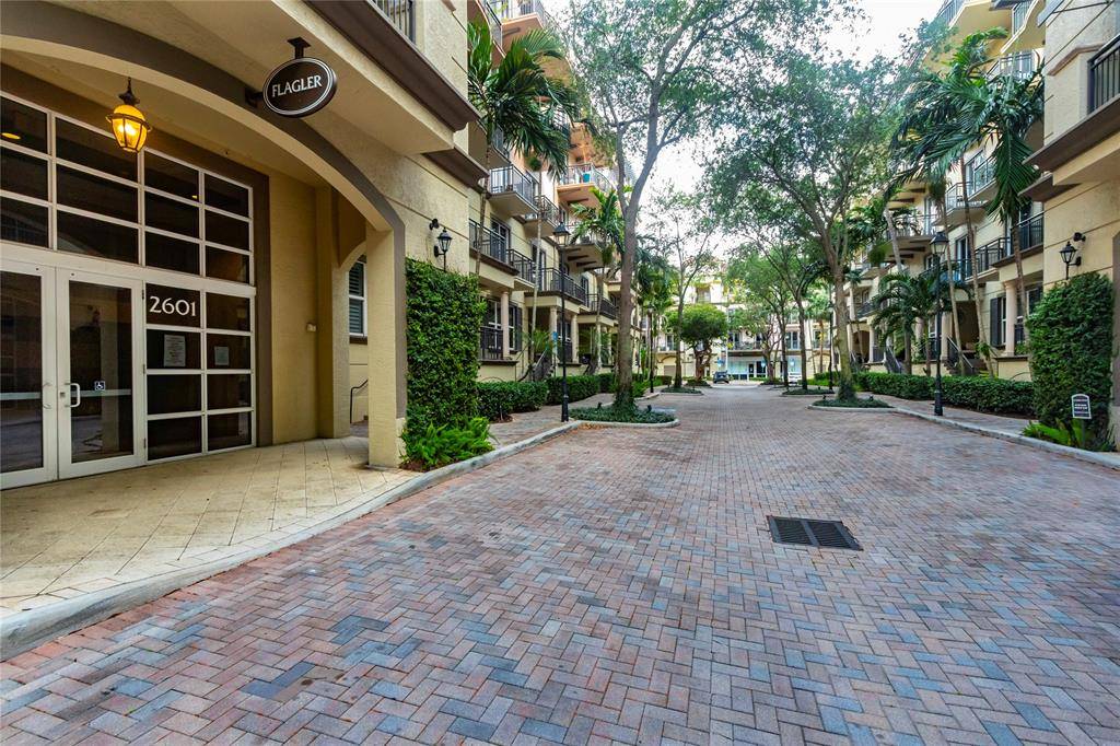 Wilton Manors, FL 33334,2601 NE 14th Ave #302