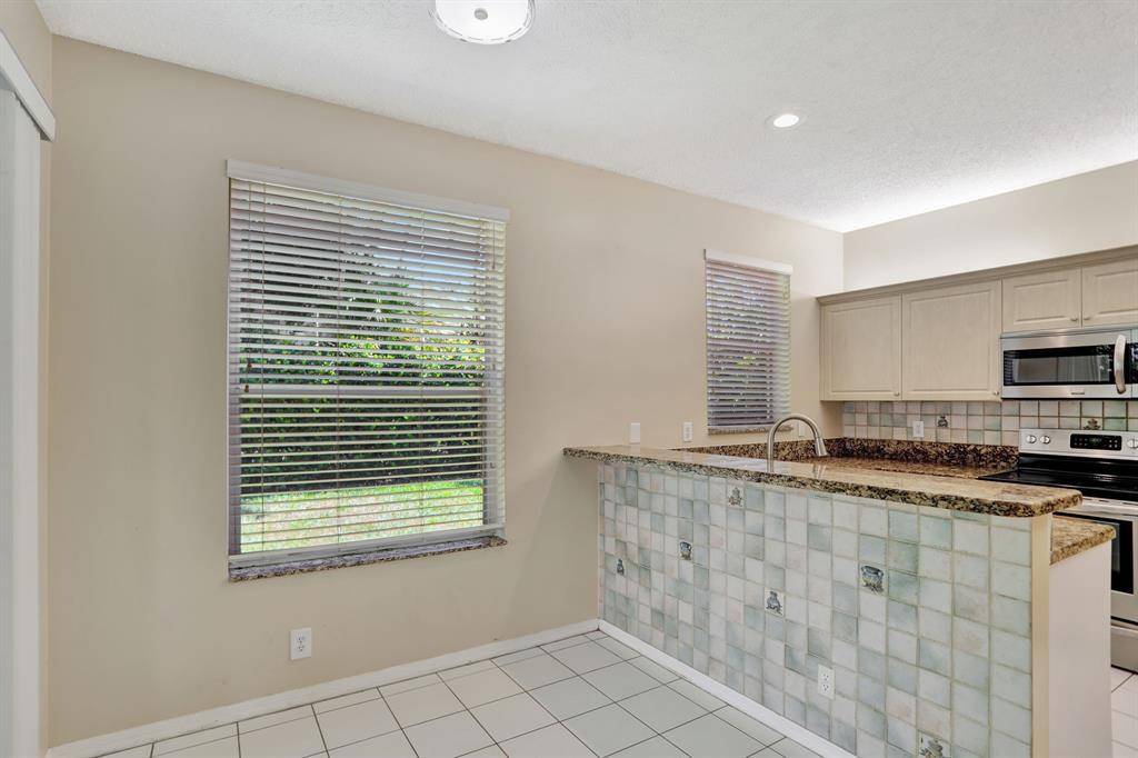 Parkland, FL 33067,6455 NW 78th Dr