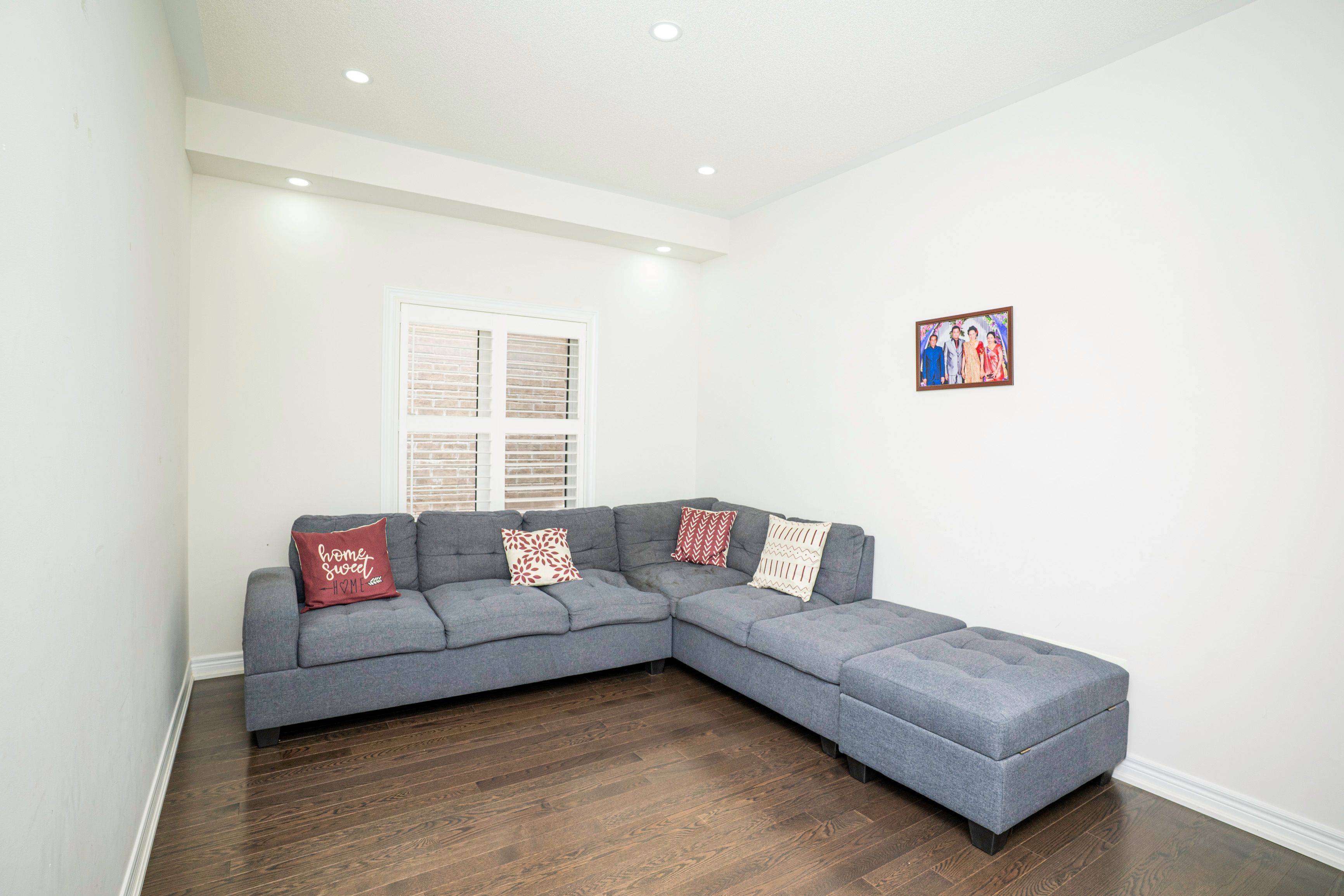 Innisfil, ON L9S 0N5,978 Barton WAY