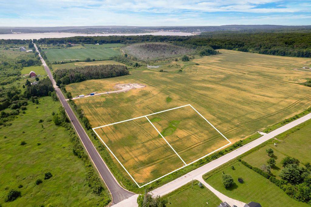 Penetanguishene, ON L9M 2C8,1511 Tay Point RD