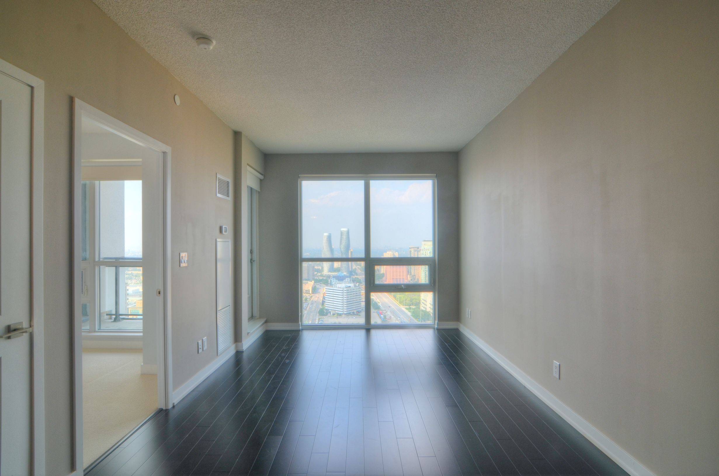 510 Curran PL #3508, Mississauga, ON L5B 0J8