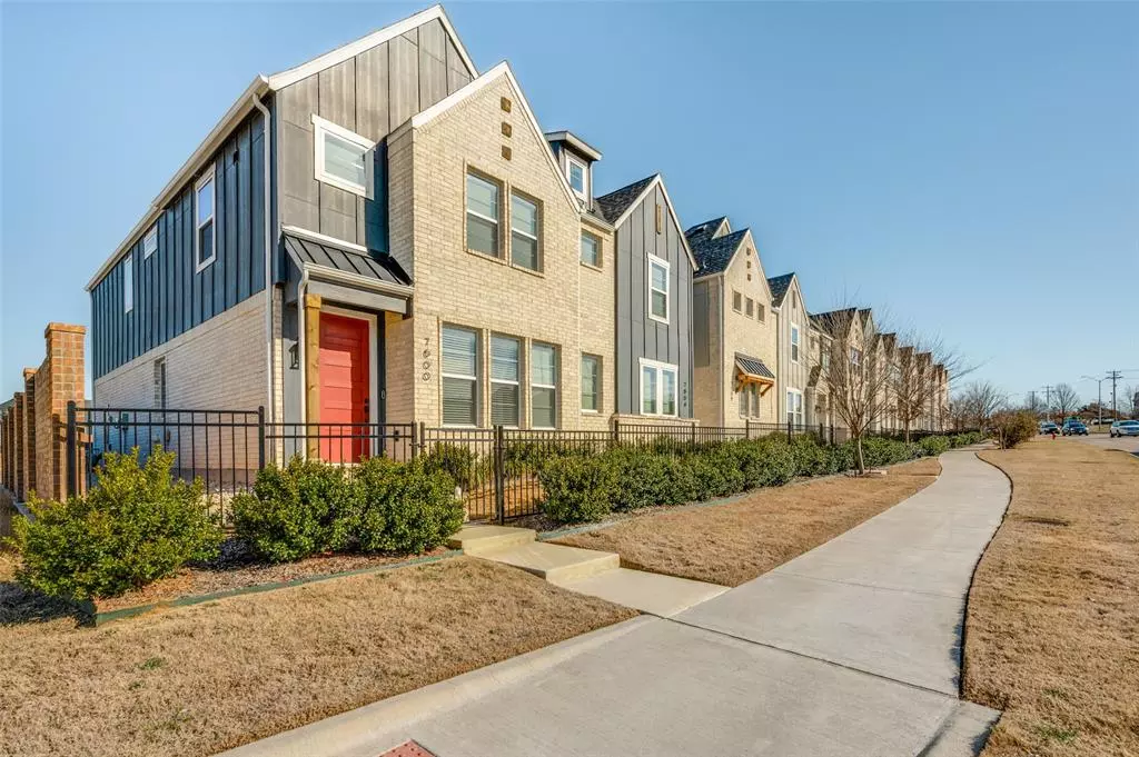 North Richland Hills, TX 76182,7600 Resting Mews