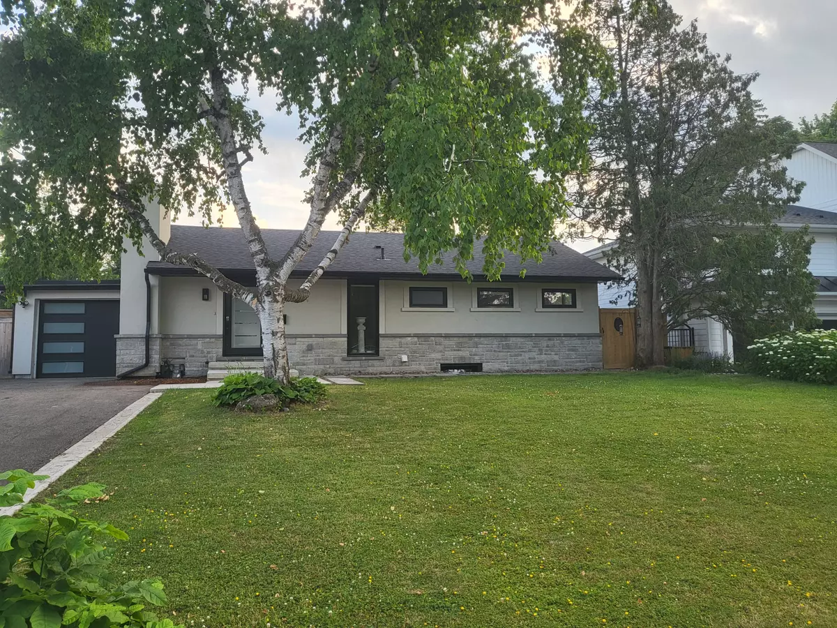 Burlington, ON L7L 4S1,112 Boxley RD E