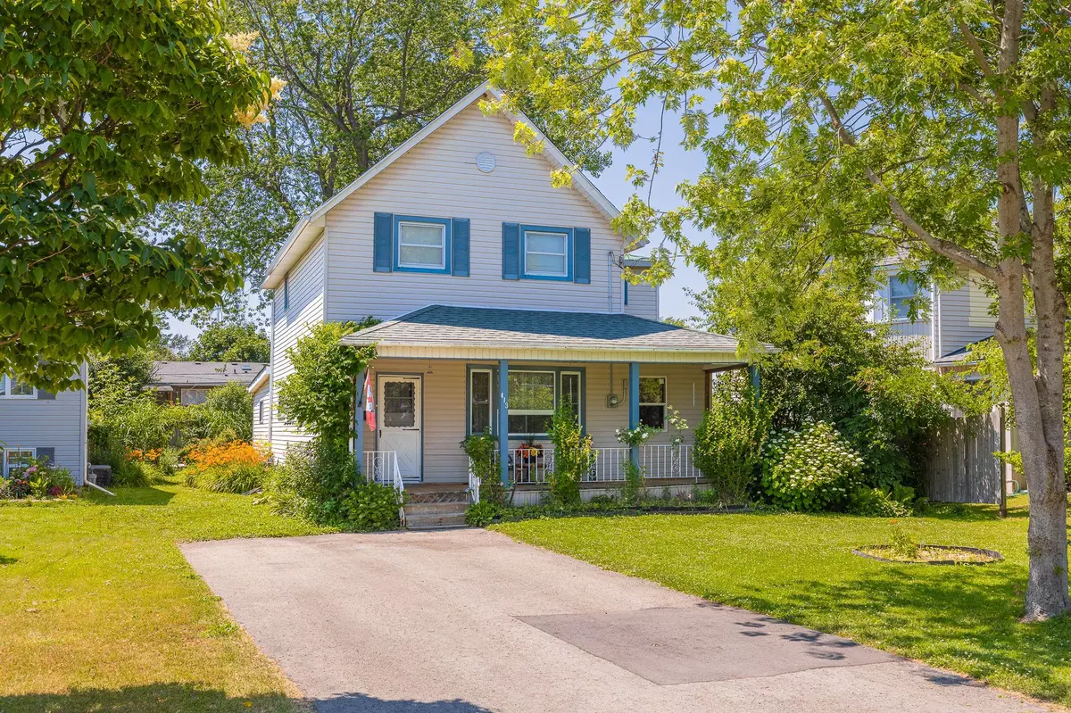 Fort Erie, ON L2A 4P6,413 Crescent RD