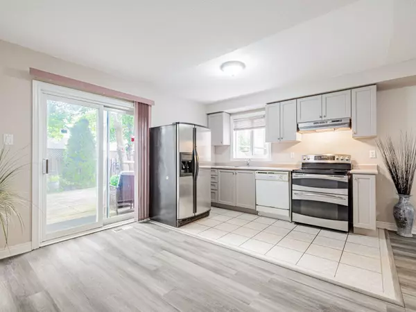 Vaughan, ON L4K 5S4,110 Derrywood DR
