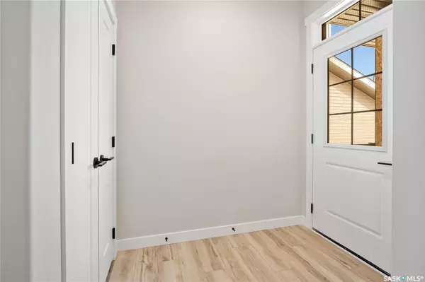 Saskatoon, SK S7M 5X3,206 Fortosky CRESCENT