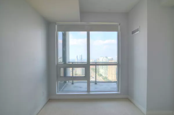 Mississauga, ON L5B 0J8,510 Curran PL #3508