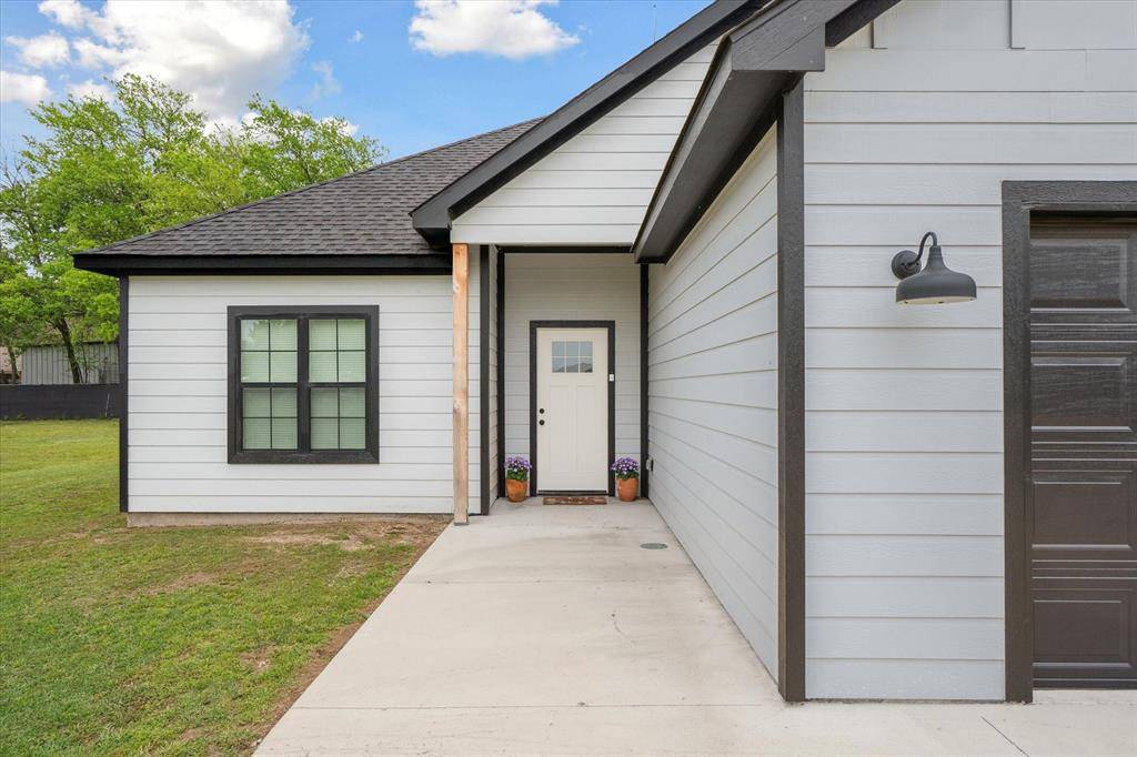 Edgewood, TX 75117,104 Boone Street