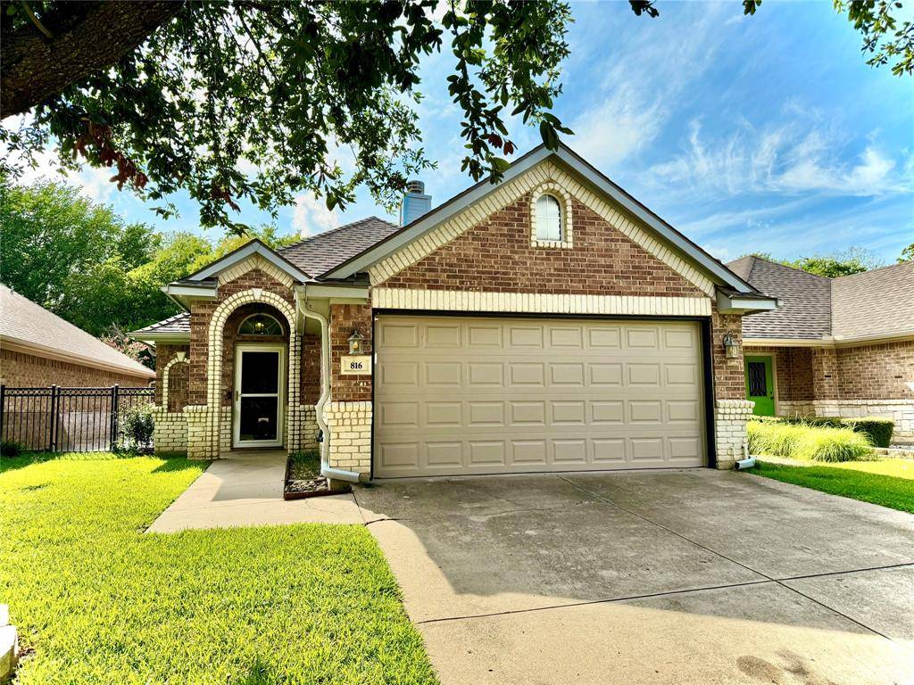 Fort Worth, TX 76120,816 Claycourt Circle