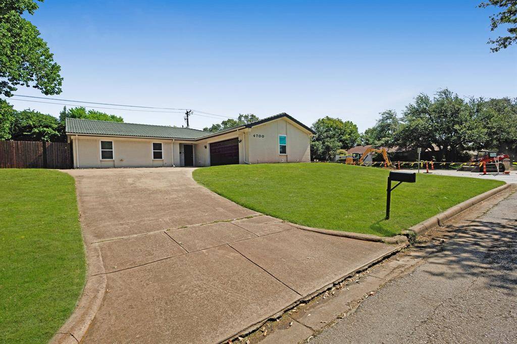 4700 Cinnamon Hill Drive, Fort Worth, TX 76133