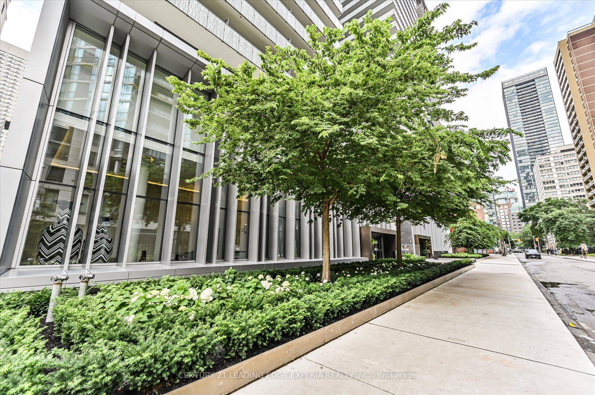 Toronto C08, ON M4Y 0B7,42 Charles ST E #2309