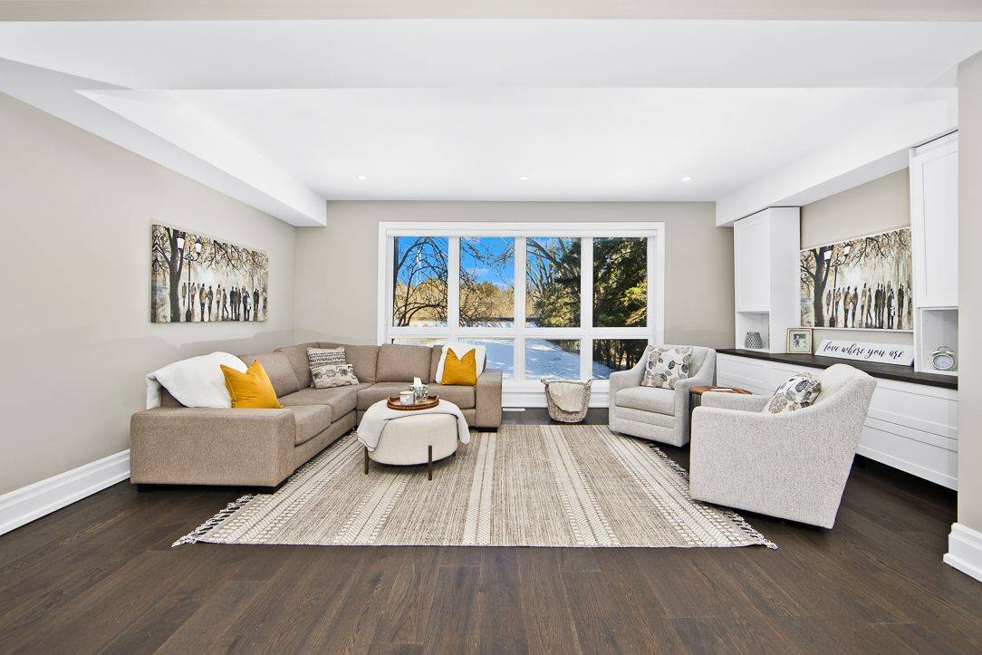 Pickering, ON L1W 2N3,363 Rosebank RD