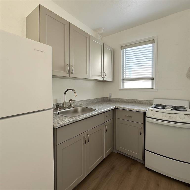 Hollywood, FL 33020,1739 Moffett St #5