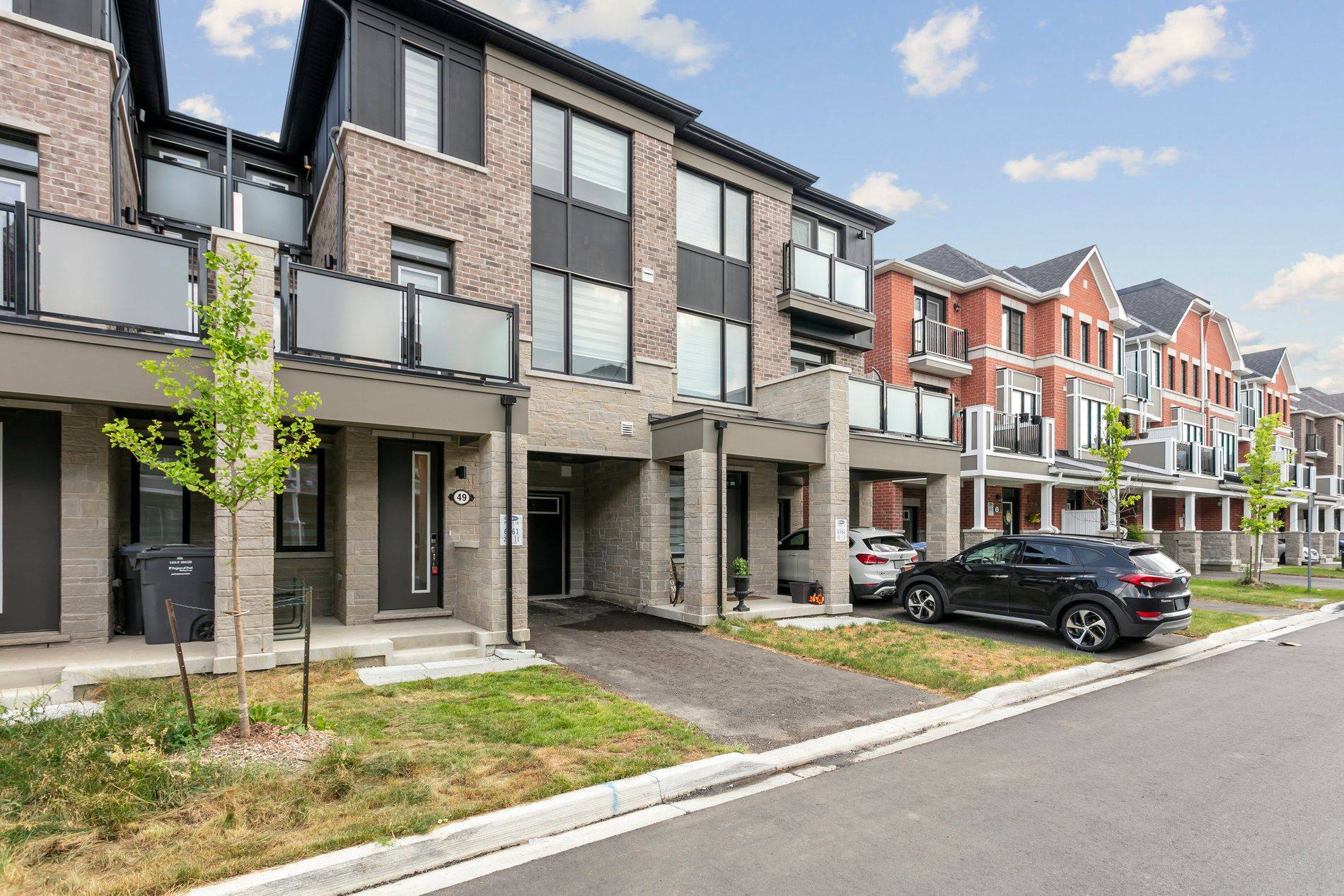 Brampton, ON L7A 5K5,49 Melmar ST