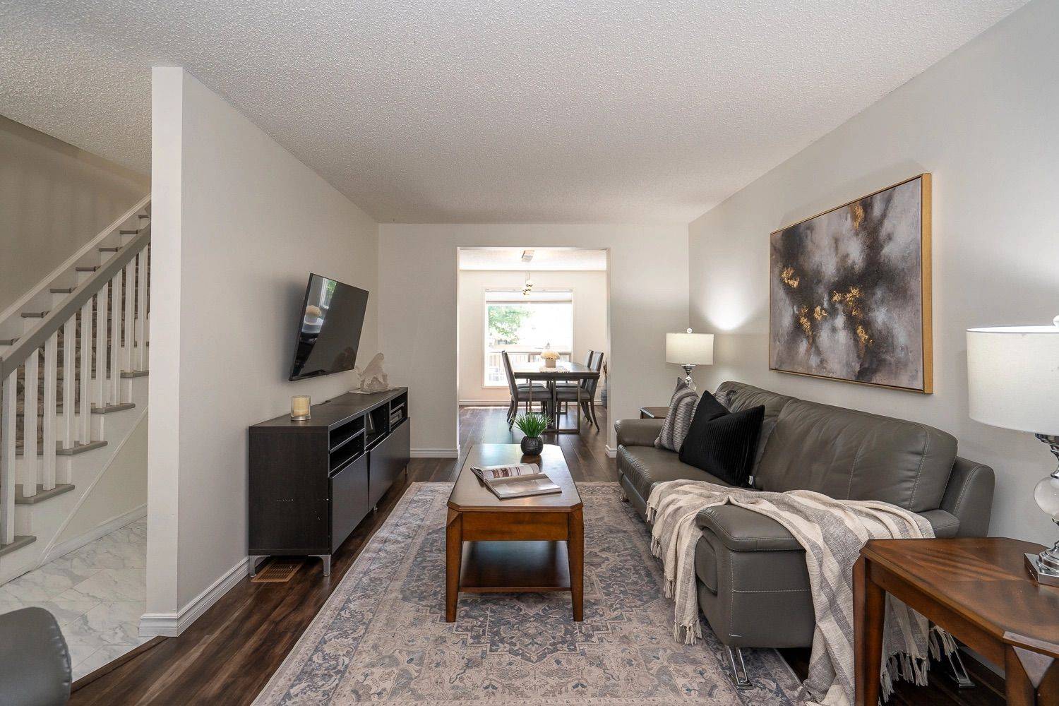 Orangeville, ON L9W 4T4,252 Elmwood CRES