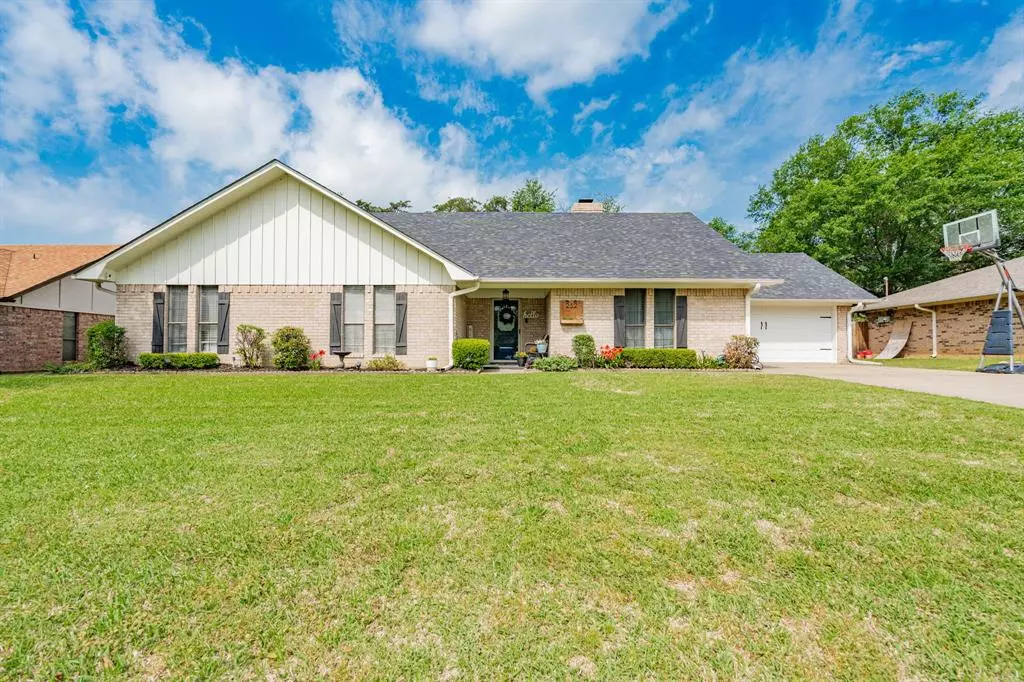 Sulphur Springs, TX 75482,232 W Oaks Circle