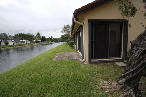 Tamarac, FL 33321,7142 Brookwood Blvd #7142