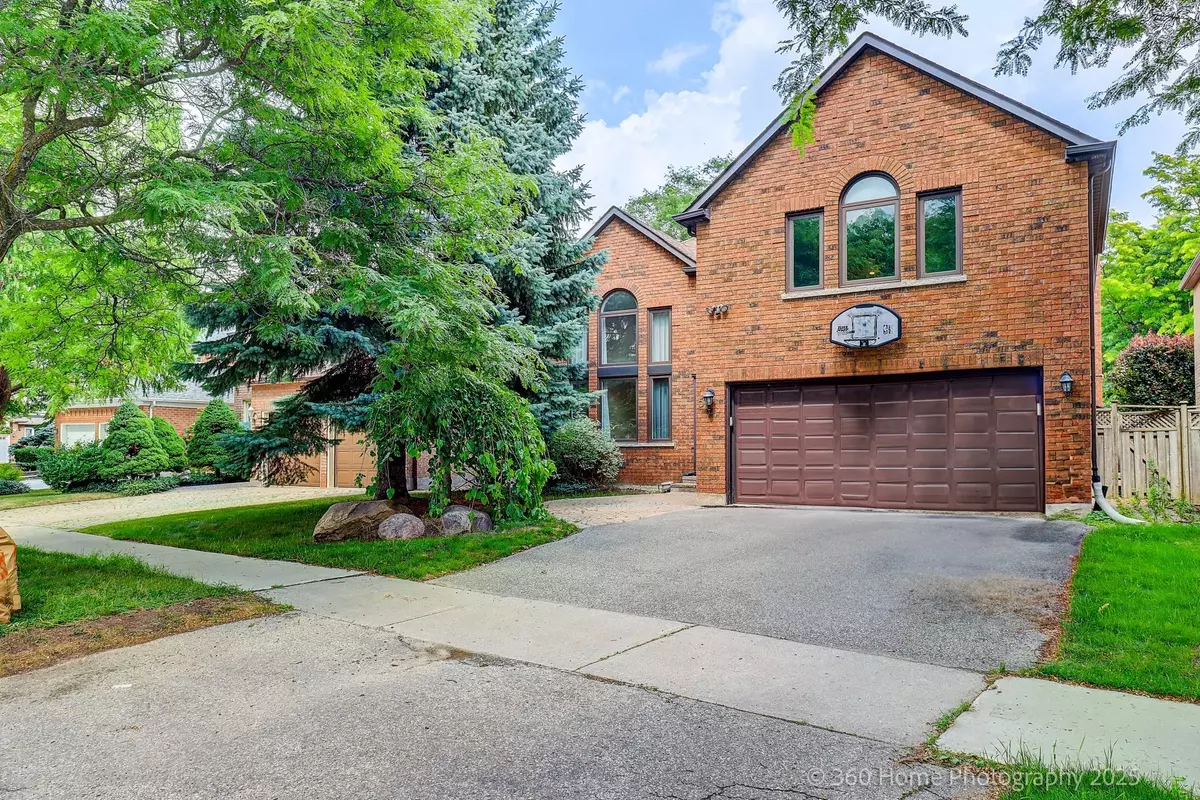 Richmond Hill, ON L4B 1Z8,5 Ashdown CRES