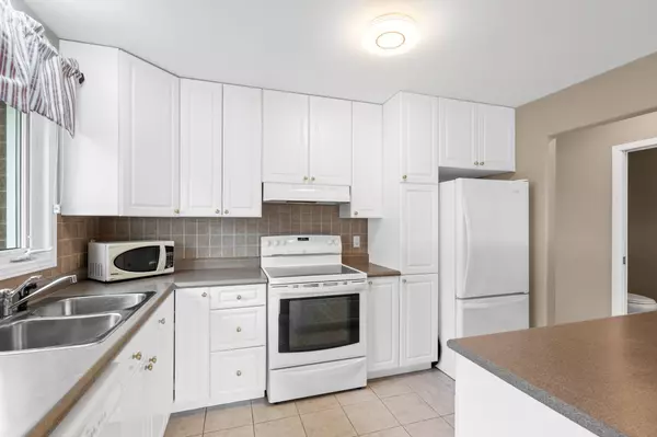 North Grenville, ON K0G 1J0,54 Dr Gordon CRES