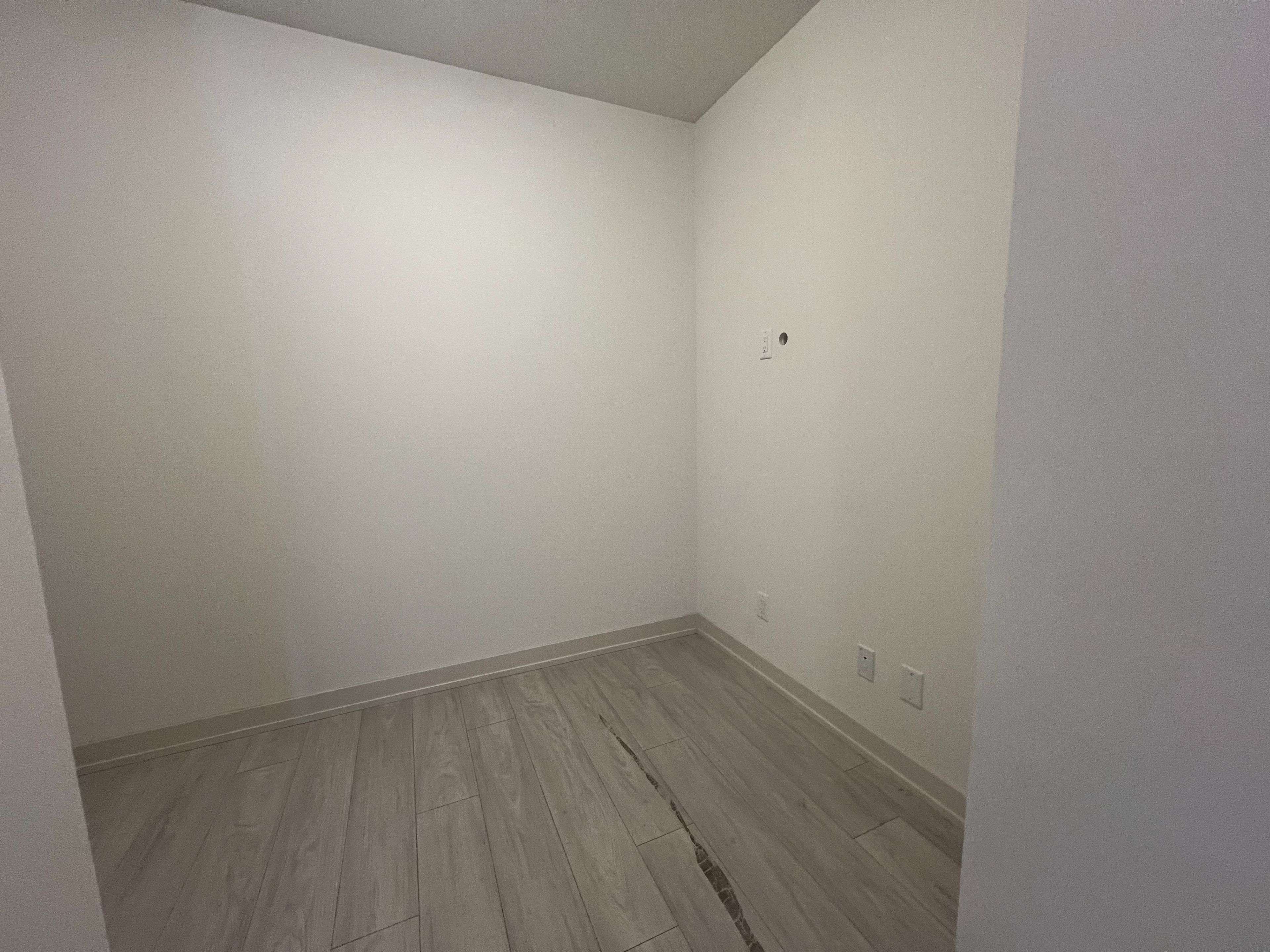Toronto E06, ON M1N 0C3,90 Glen Everest RD #520
