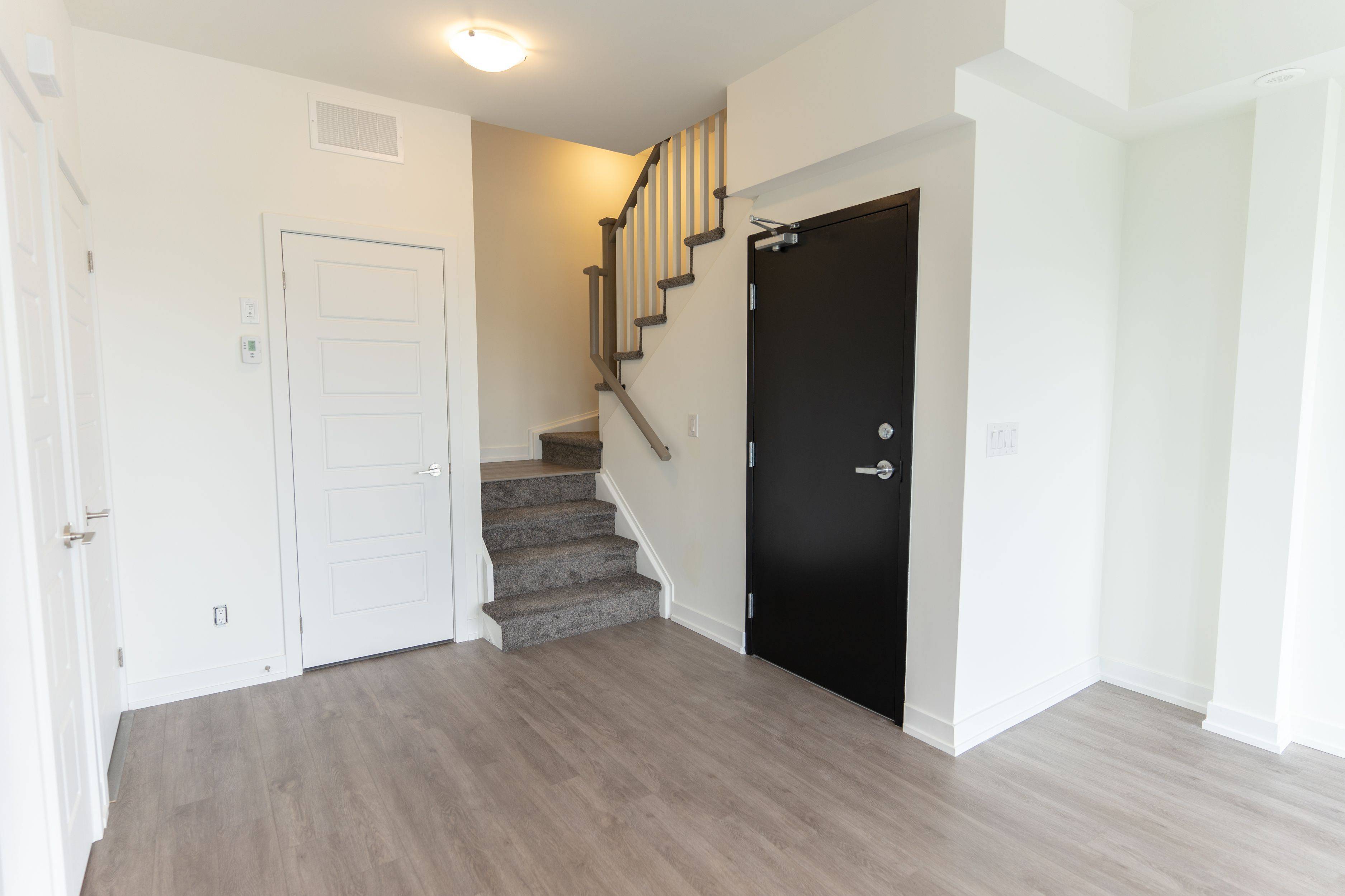 Toronto C06, ON M3H 0G2,851 Sheppard AVE W #37