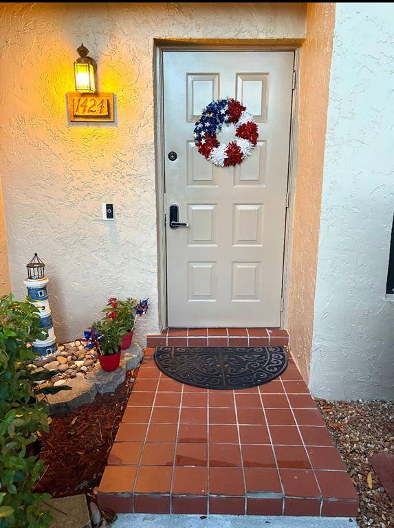1424 NW 97th Ter #280, Pembroke Pines, FL 33024
