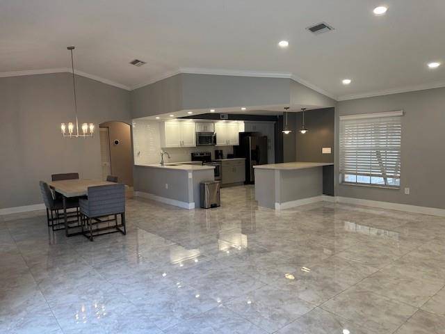 Coconut Creek, FL 33073,4477 NW 65th St