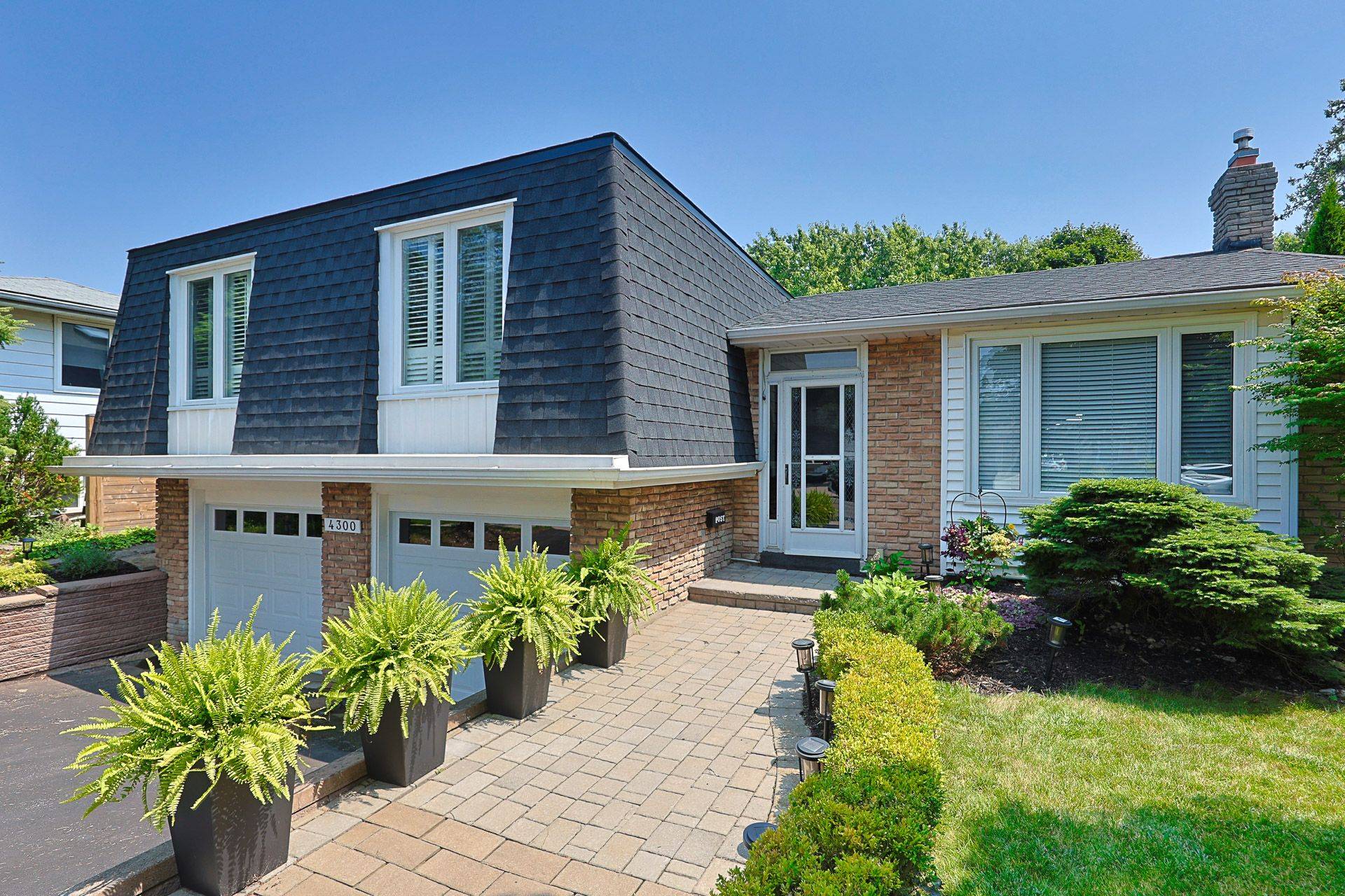 Burlington, ON L7L 5A3,4300 Longmoor DR