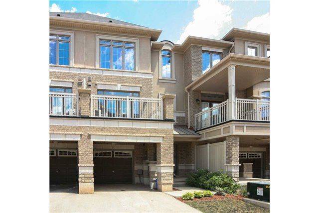 Oakville, ON L6M 0S4,2435 Greenwich DR #54