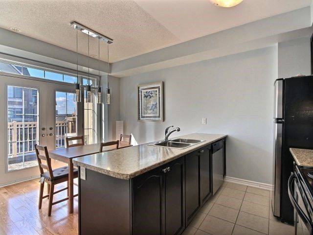Oakville, ON L6M 0S4,2435 Greenwich DR #54