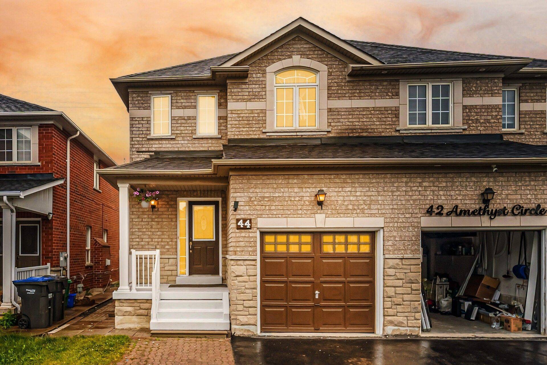 44 Amethyst CIR, Brampton, ON L6P 0Z3