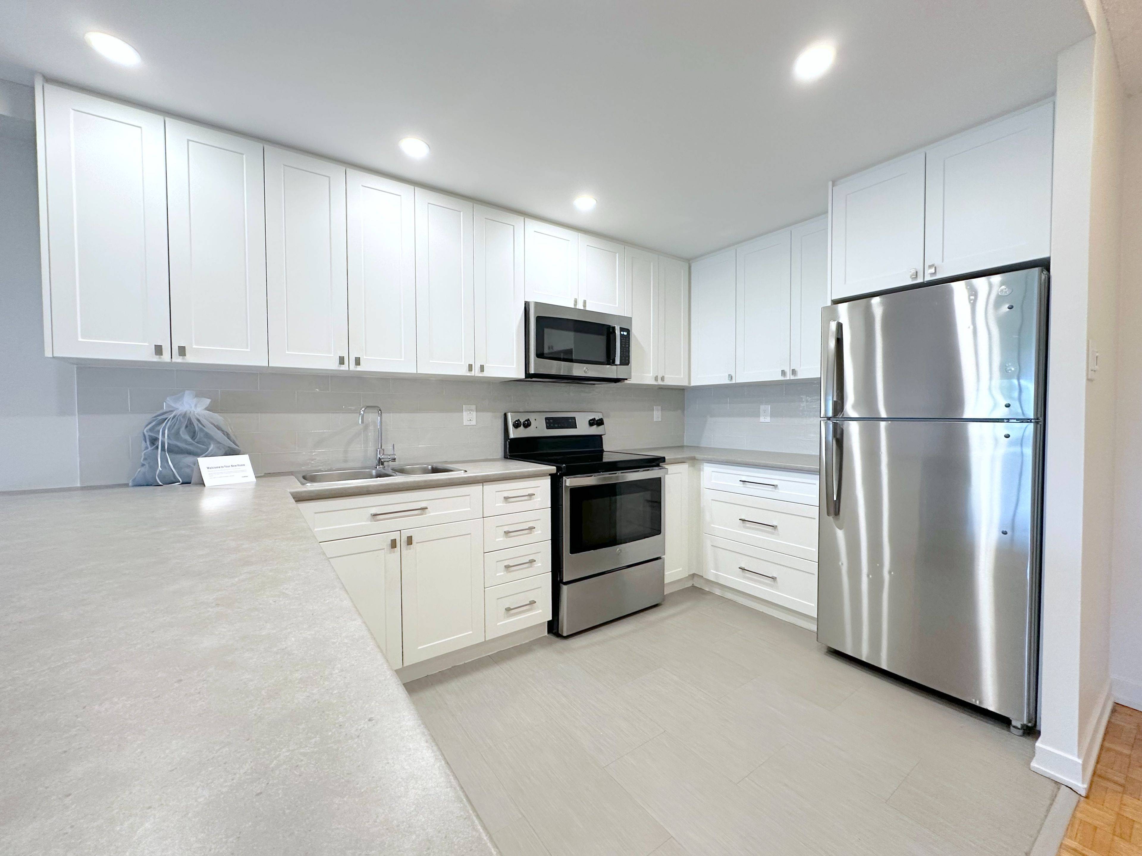 Brampton, ON L6T 4A8,190 Clark BLVD #510