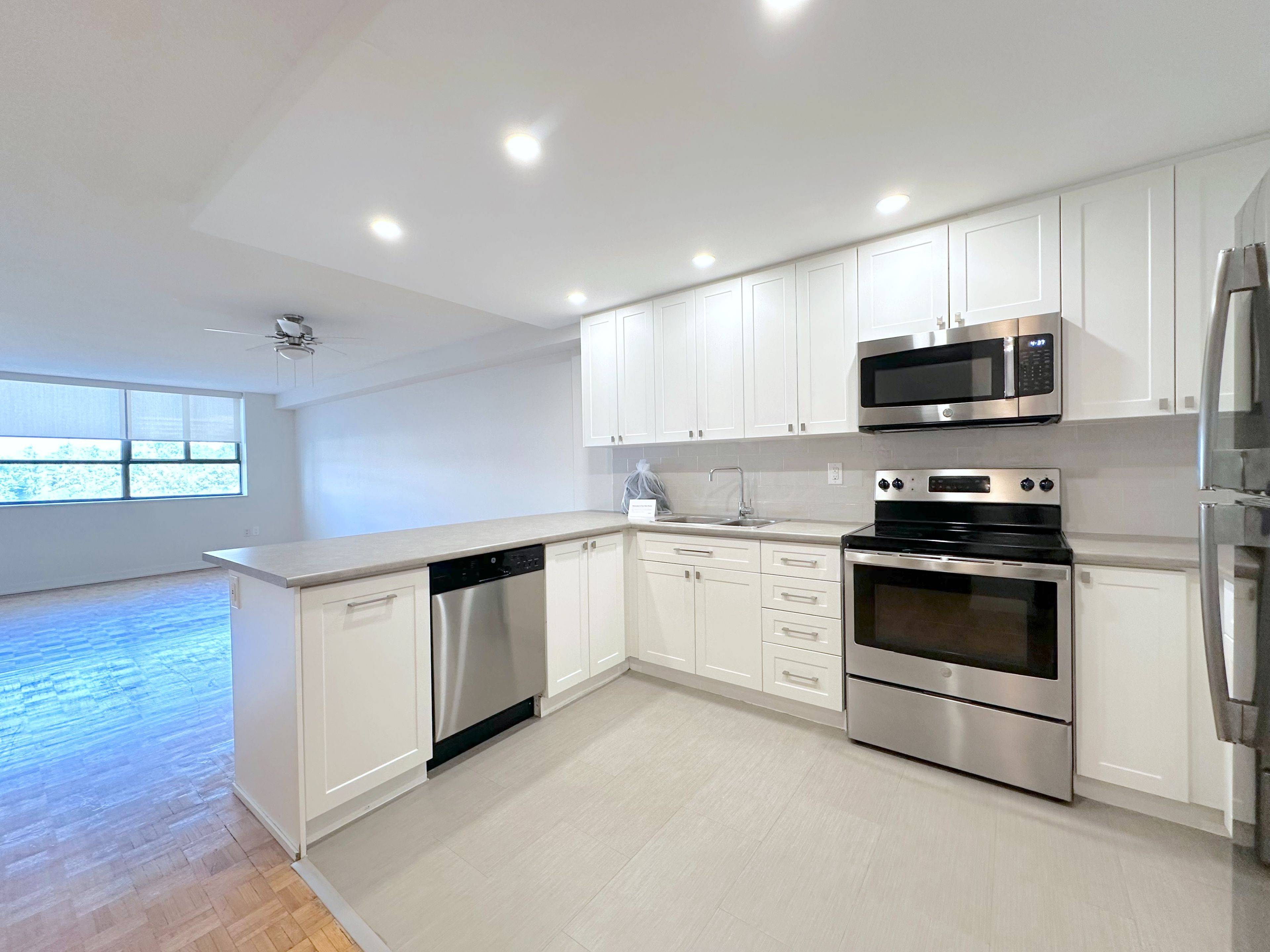 Brampton, ON L6T 4A8,190 Clark BLVD #510