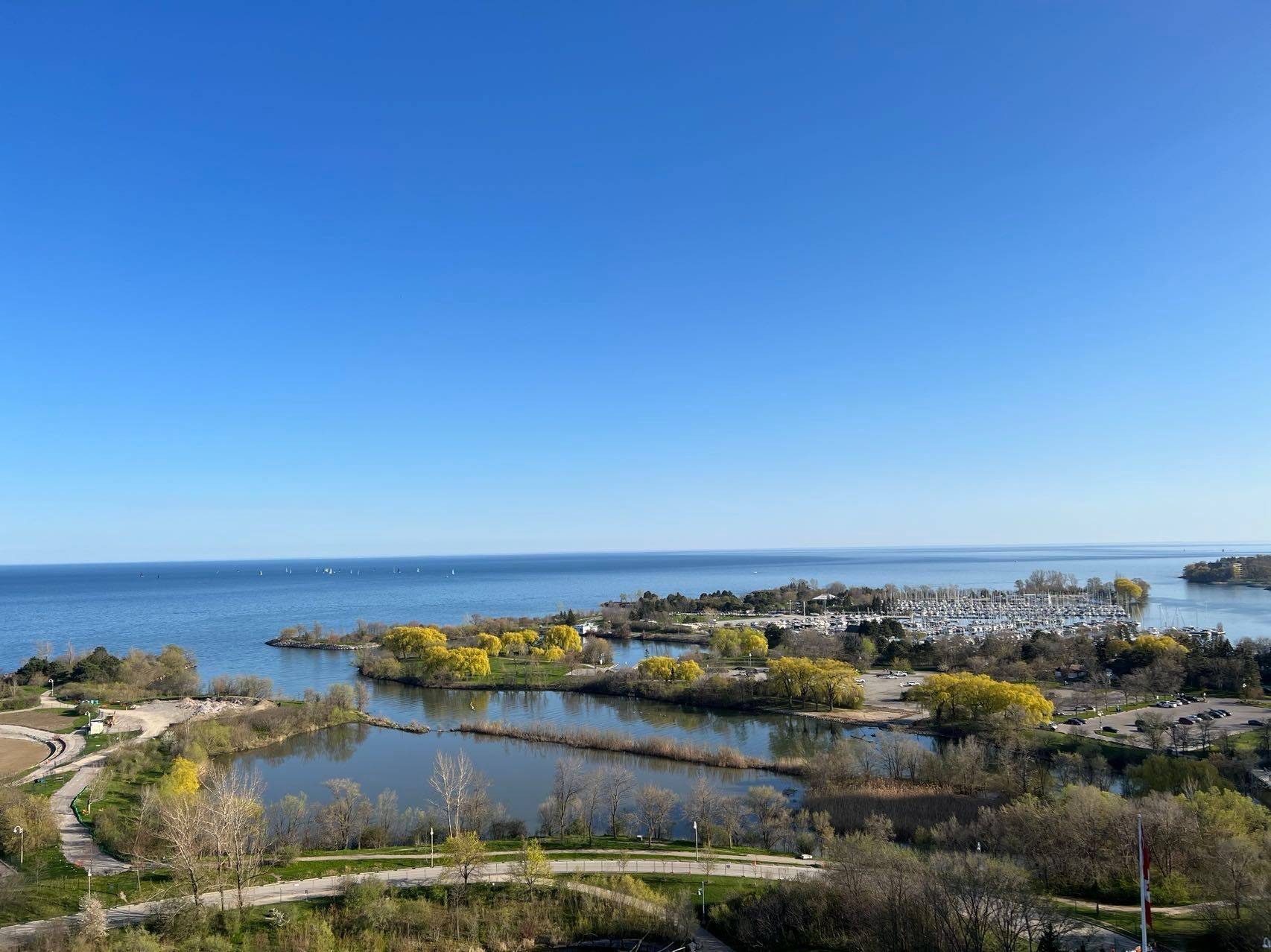 Toronto W06, ON M8V 0C7,20 Shore Breeze DR #1501