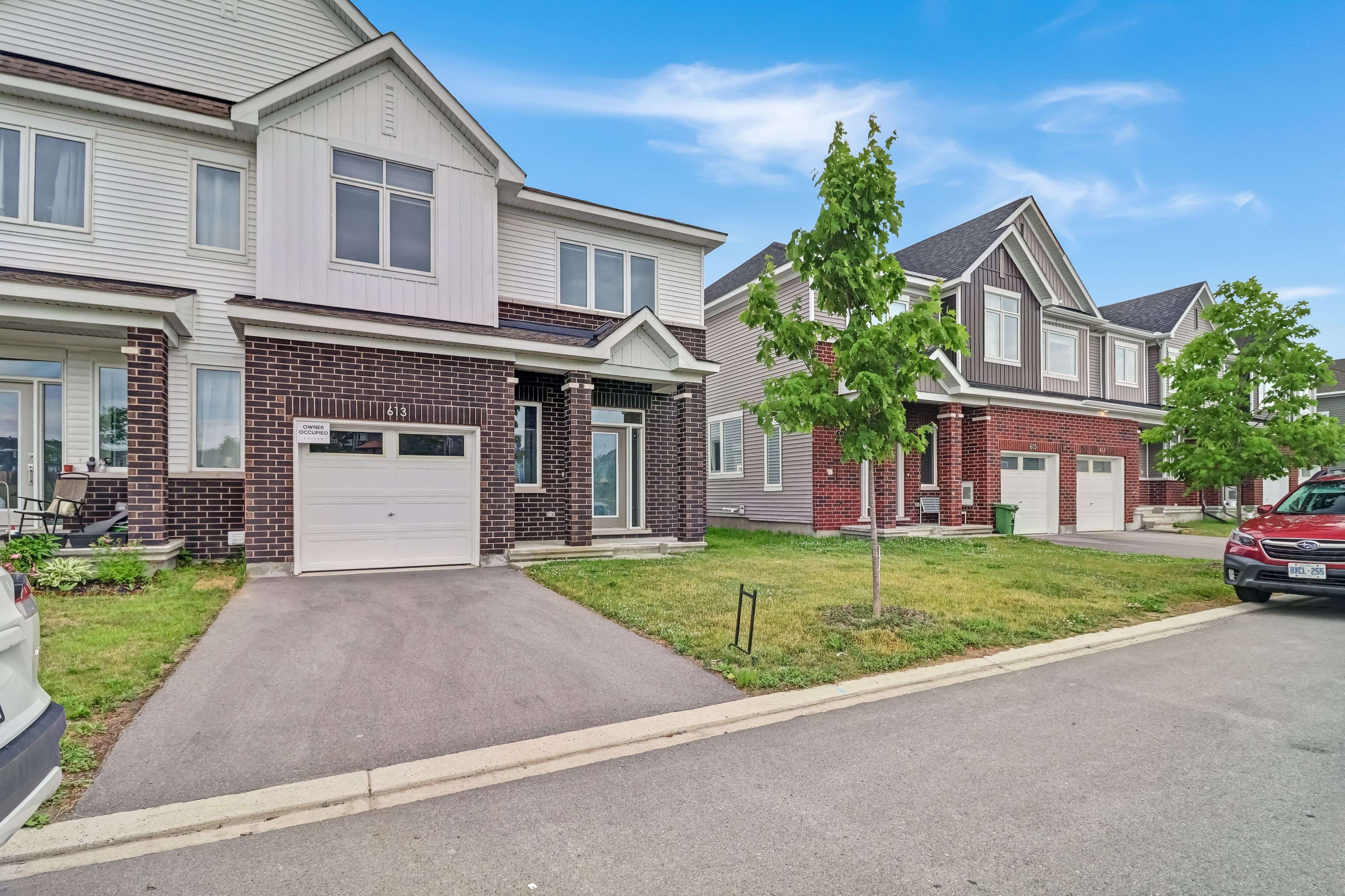 613 Chillerton DR, Barrhaven, ON K2J 6C6