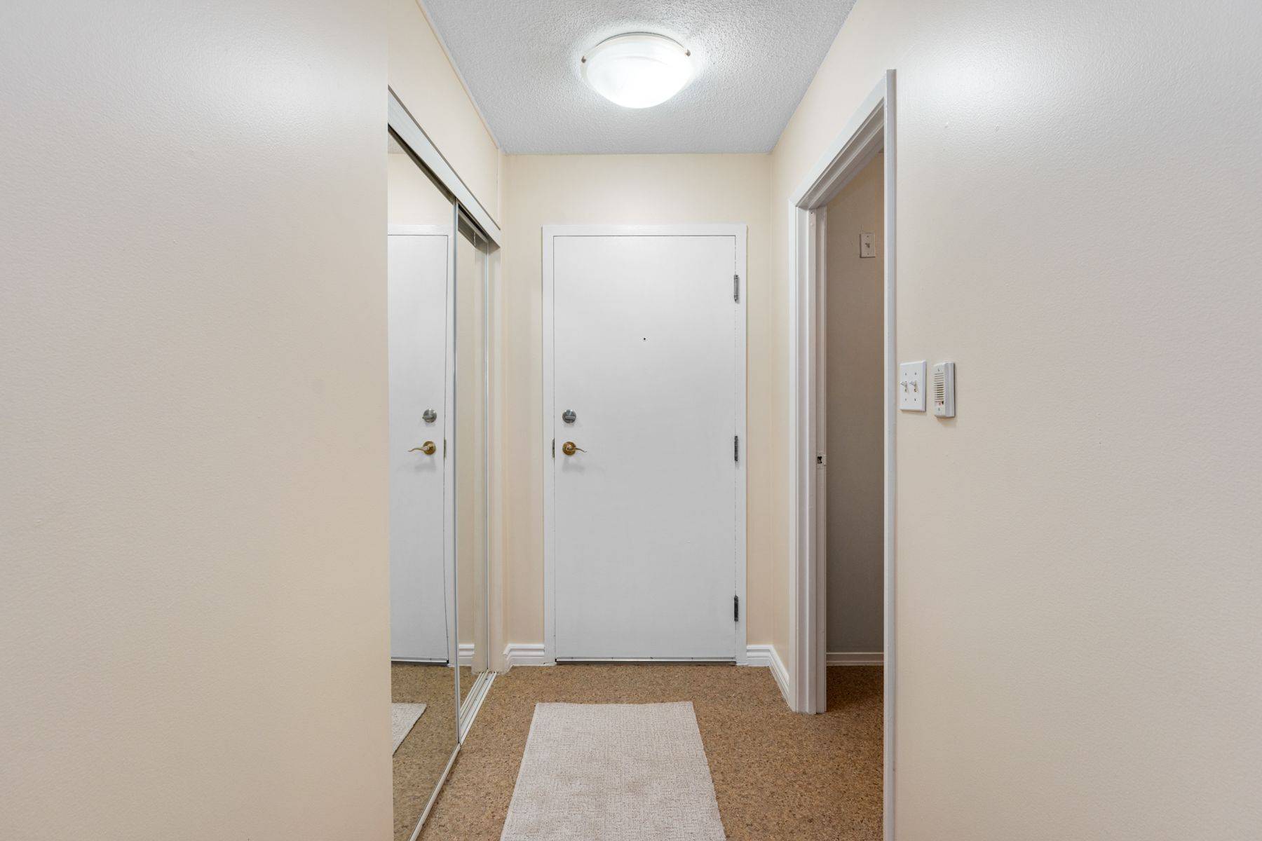 Kingston, ON K7M 8J9,561 Armstrong RD #206