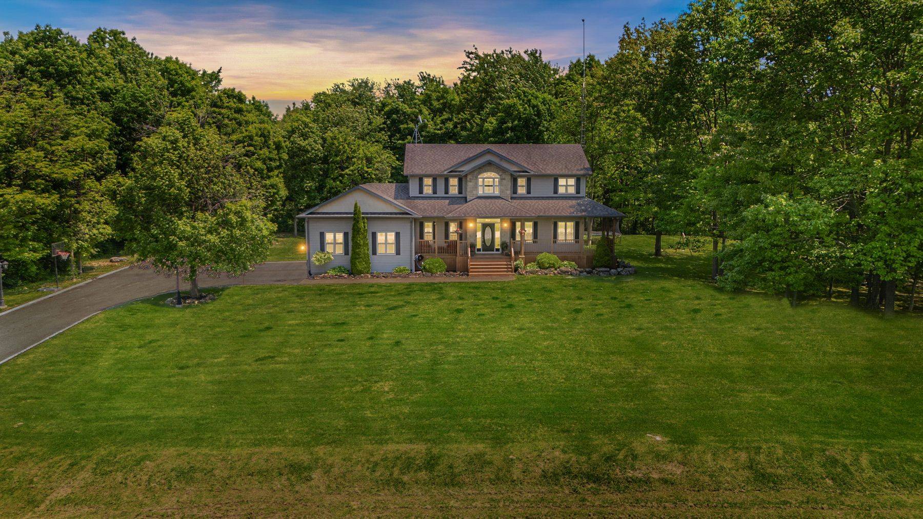 10 Owen AVE, Front Of Leeds & Seeleys Bay, ON K7G 2V4