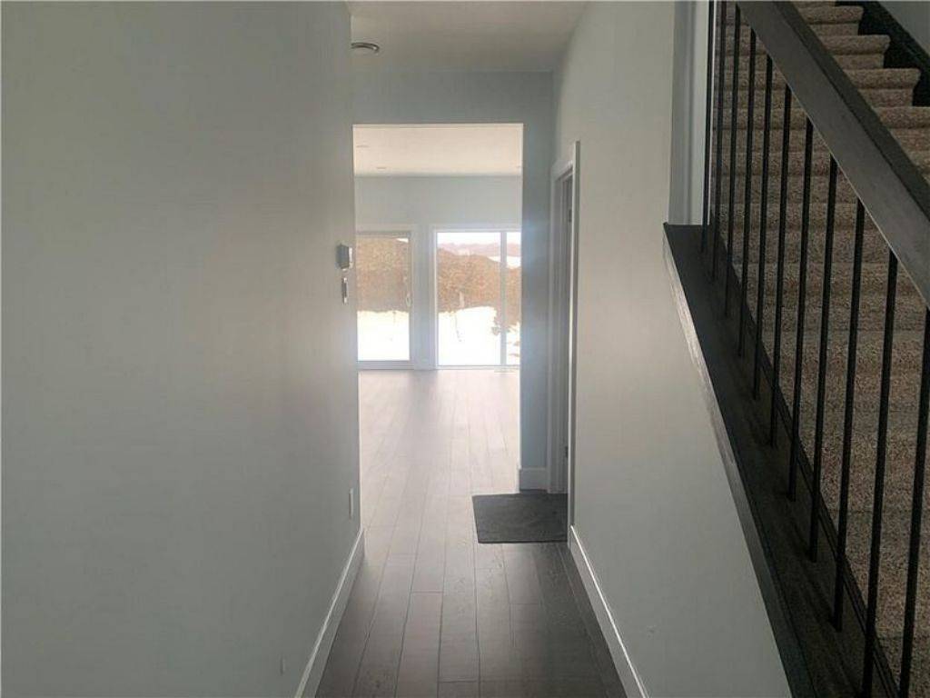 London North, ON N6G 2S7,2993 Heardcreek TRL