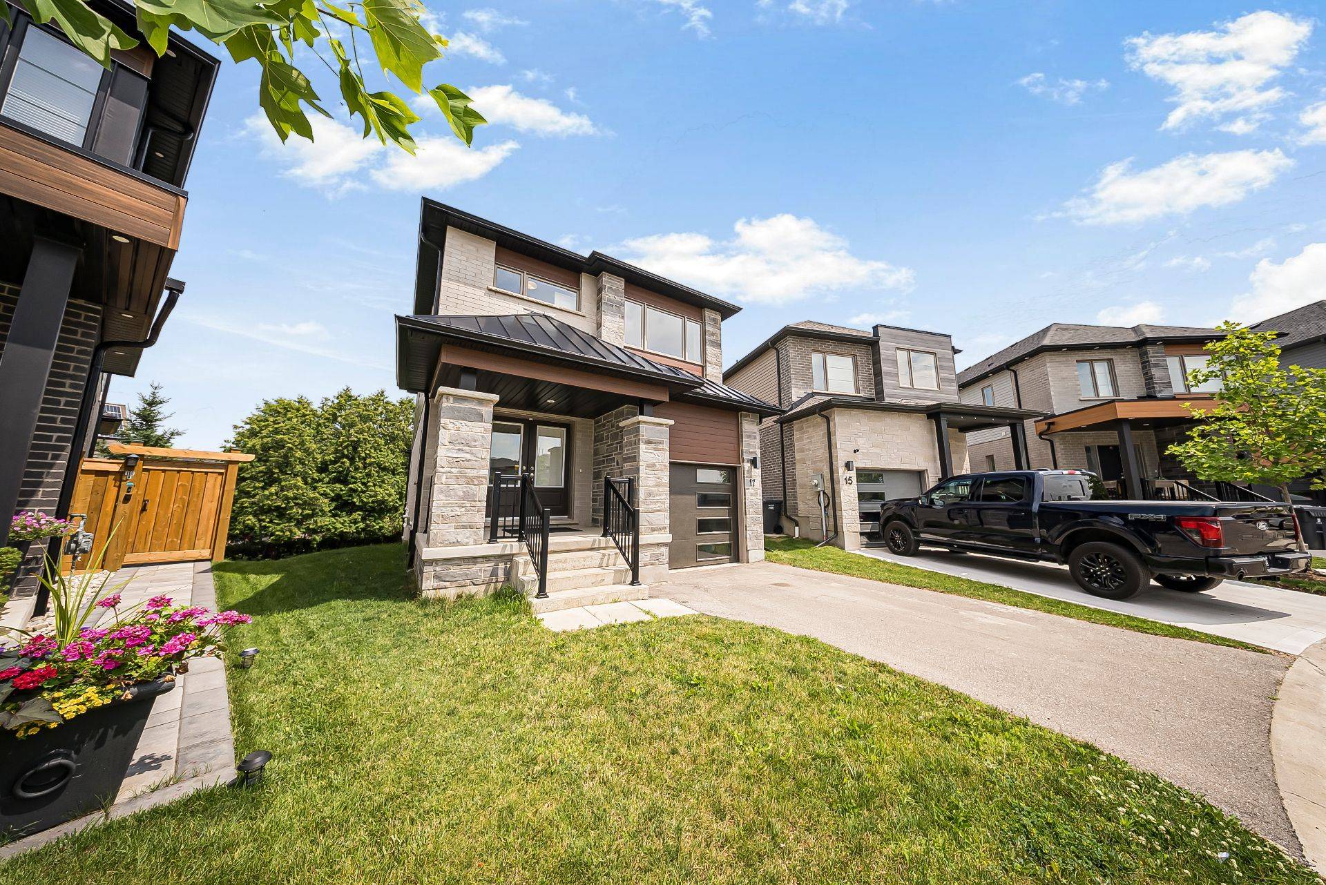 Guelph, ON N1G 0H2,17 Ferris CIR