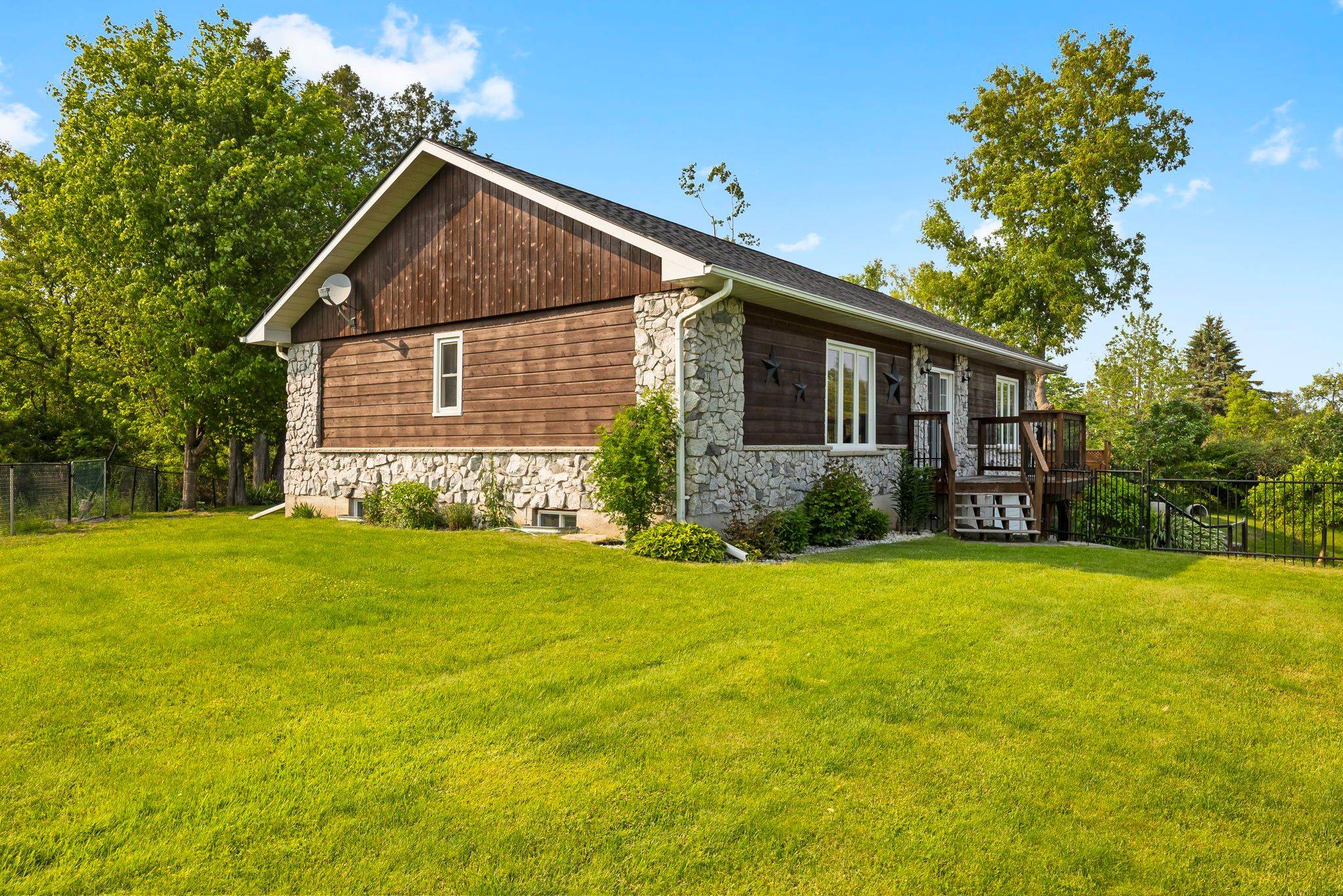 Selwyn, ON K0L 2H0,4070 Hwy 28 N/A