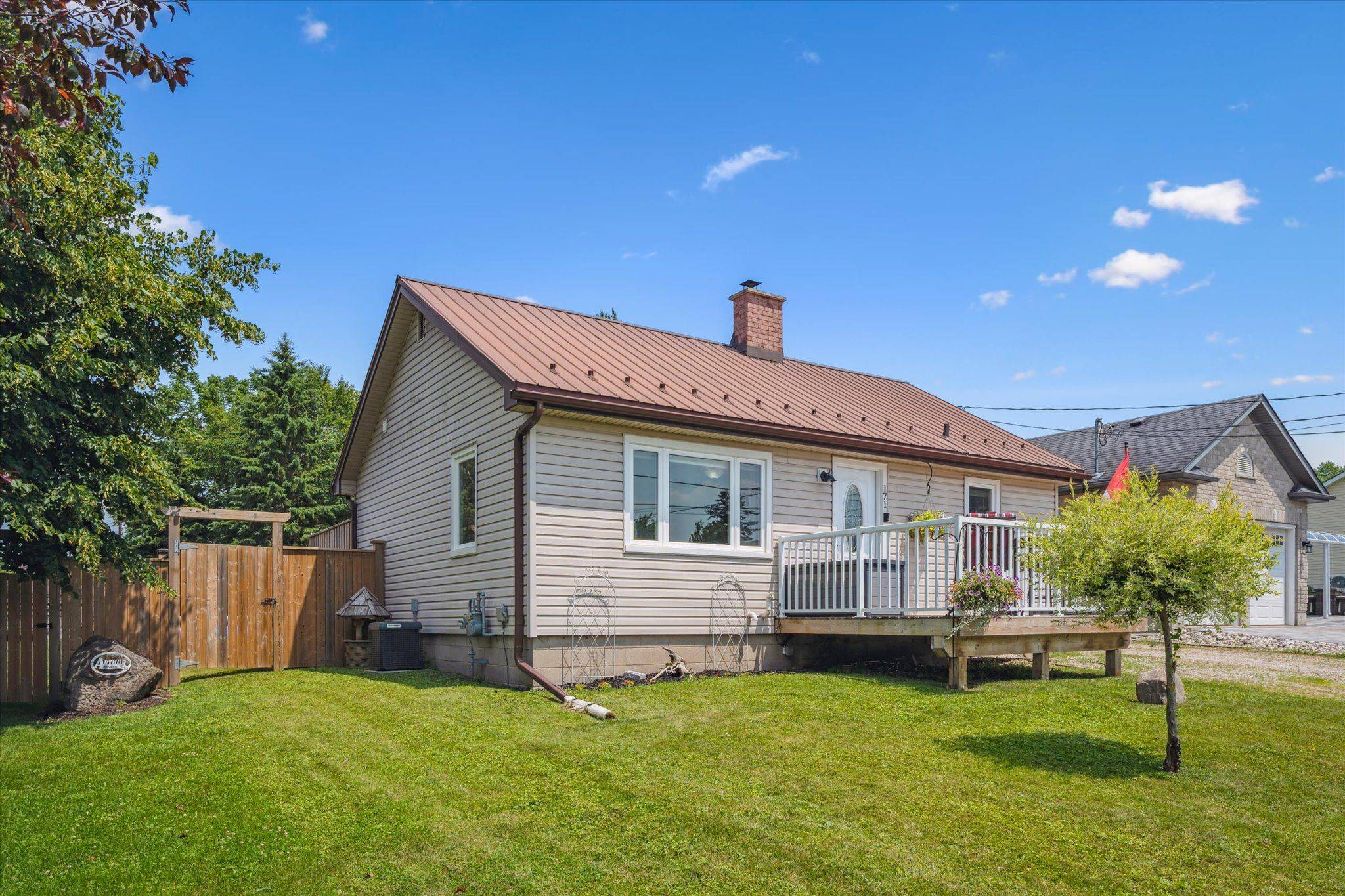 Wellington North, ON N0G 1A0,171 EDWARD ST