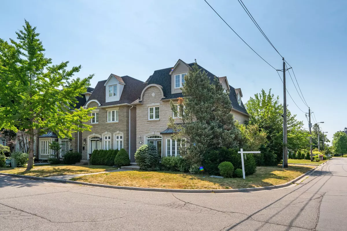 Toronto C14, ON M2N 5E4,23 Calvin AVE