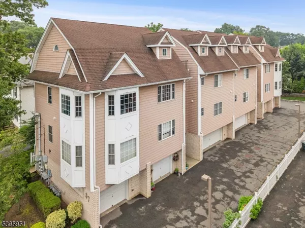 87-02 Centre Street #2, Nutley Twp., NJ 07110