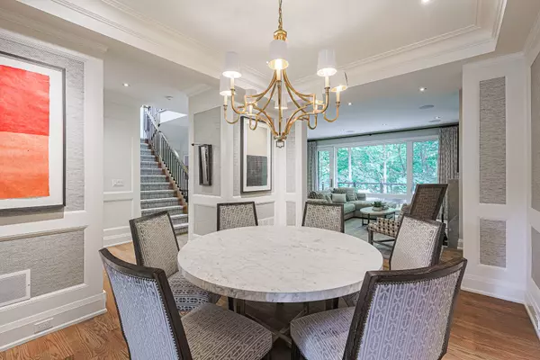 Toronto C12, ON M5N 1X7,80 Braeside RD