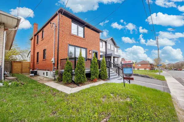 Toronto E04, ON M1K 1L4,3517 St Clair AVE E #Upper