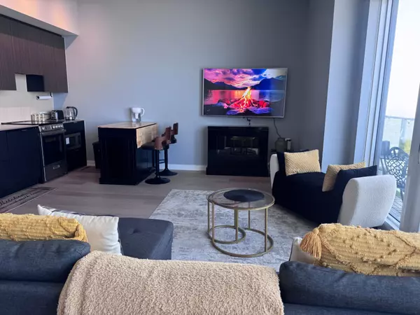 Mississauga, ON L5B 0M4,3883 Quartz RD #6004