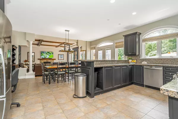 Manotick - Kars - Rideau Twp And Area, ON K4M 1J7,1125 Waterpark PL